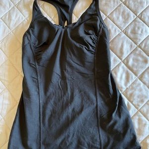 Lulu tank size 4